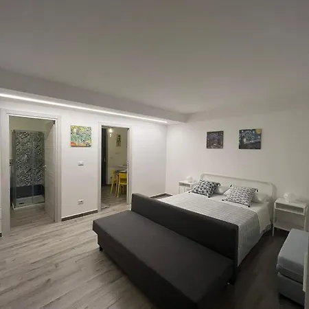 A Milorda Semesterbostad Letojanni